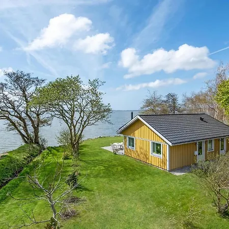 Front In With House Sea View * Helsinge