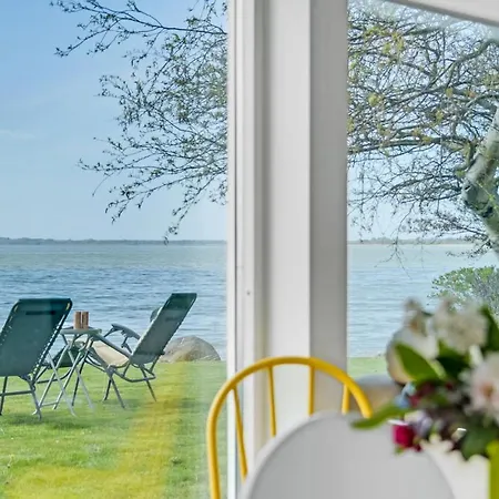 Front In With House Sea View * Helsinge